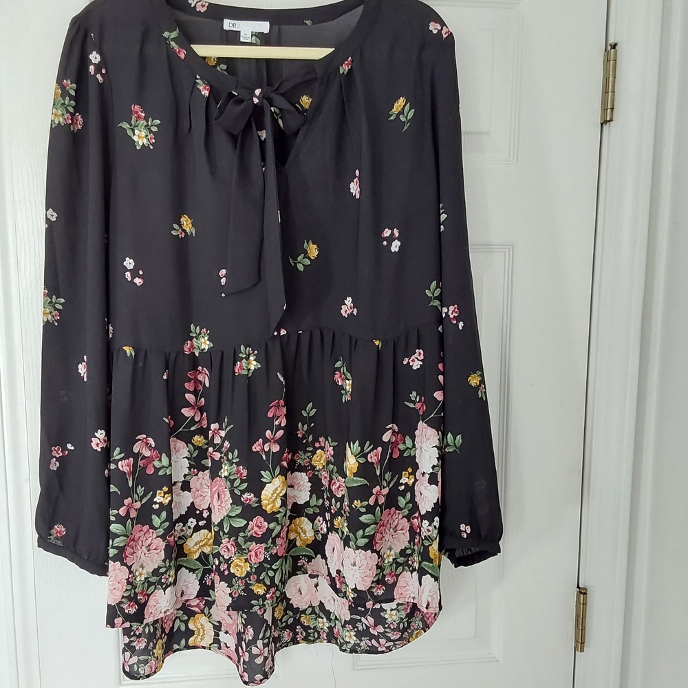 DR2 Black Floral Women's Blouse with Bow